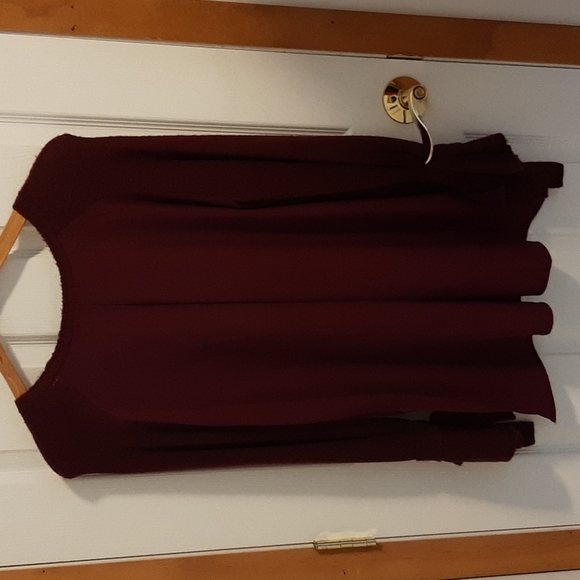 Women's dark wine colored sweater - Picture 4 of 4
